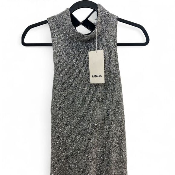 RARE! NWT Aknvas Ruffled Tinsel Knit Dress Silver M - Picture 2 of 9